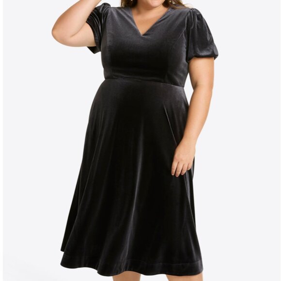 NWT Draper James Vivienne Love Circle Midi Dress in Black Velvet - Picture 3 of 7